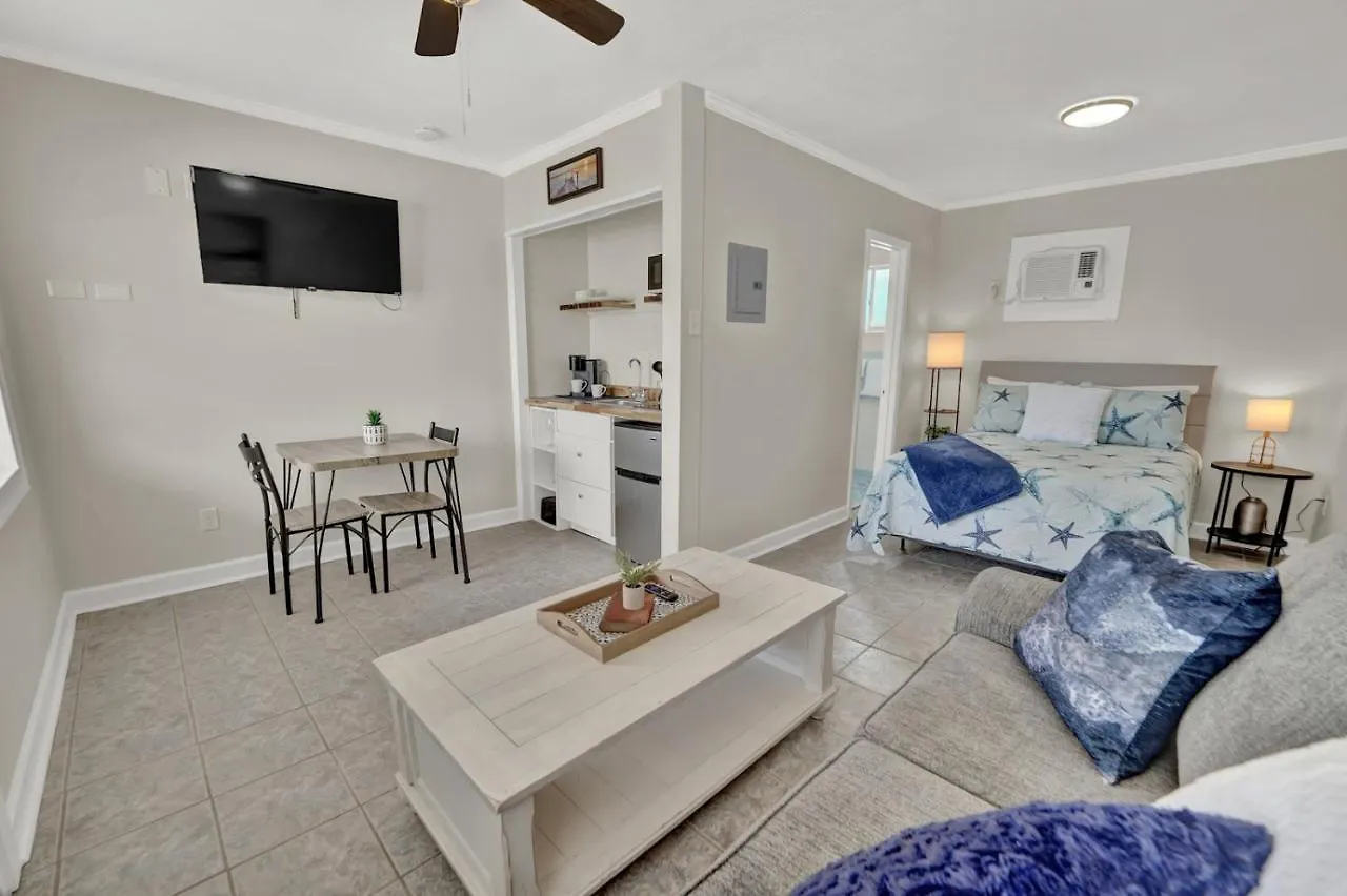 Sea Foam Suites Lower Grand Lagoon 5*,