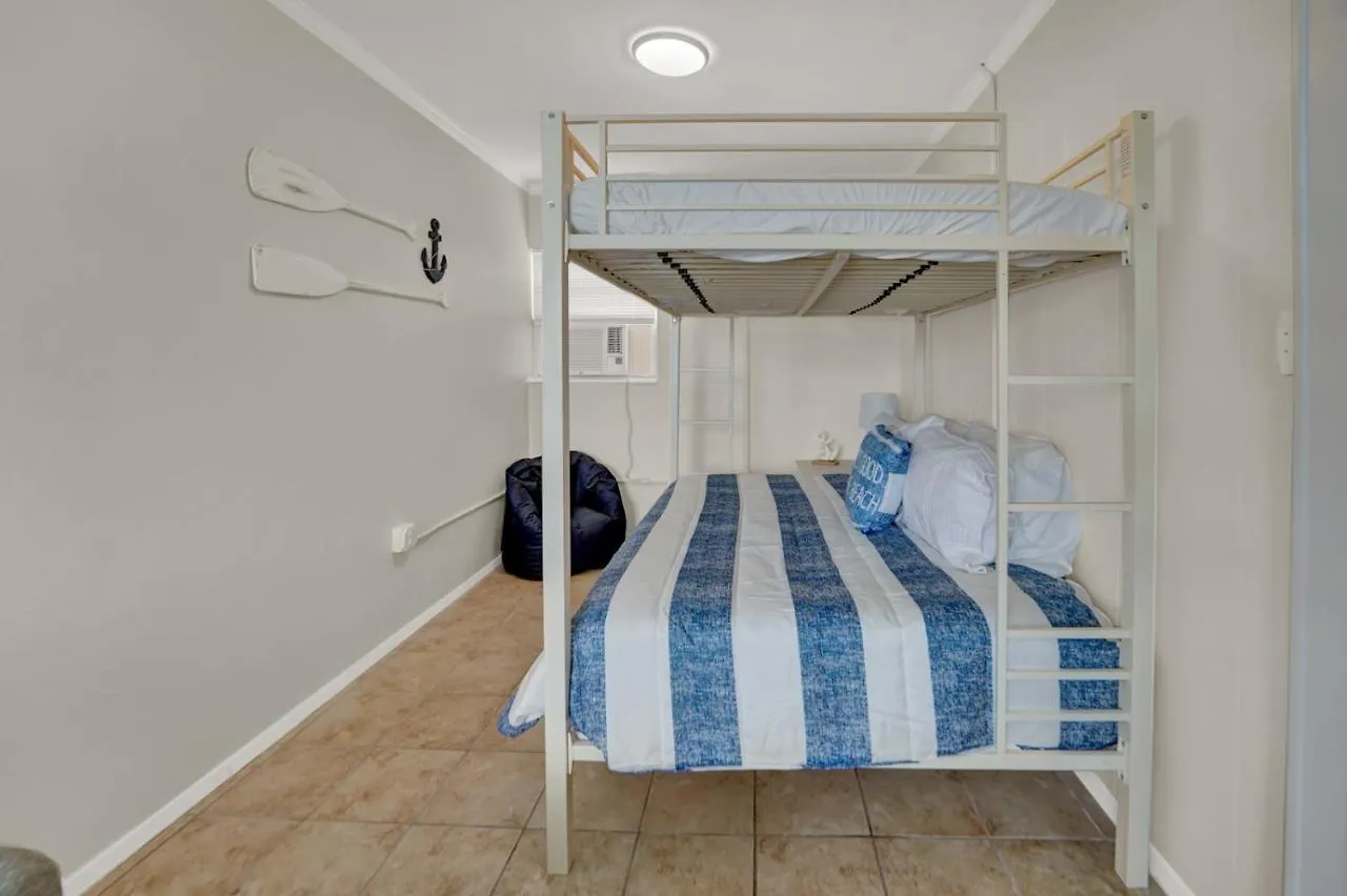 Sea Foam Suites Lower Grand Lagoon United States